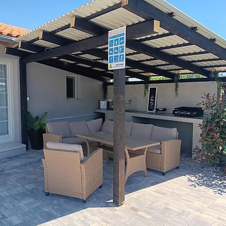Kuca Za Odmor Capella Villa Stuti Exterior foto
